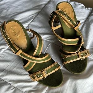 Size 7.5 qupid  heels